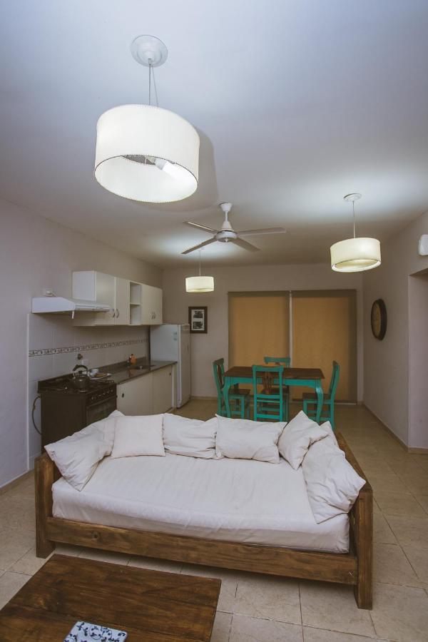 Río Arriba Suites&apartments&restó