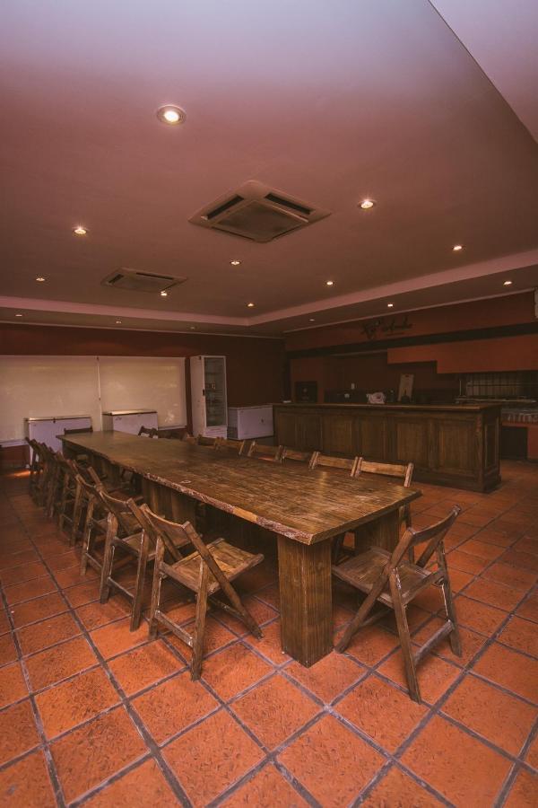 Rio Arriba & & Resto